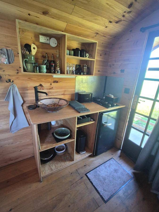 Gîte pour 2 personnes, avec jardin et jacuzzi à Saint-Moreil