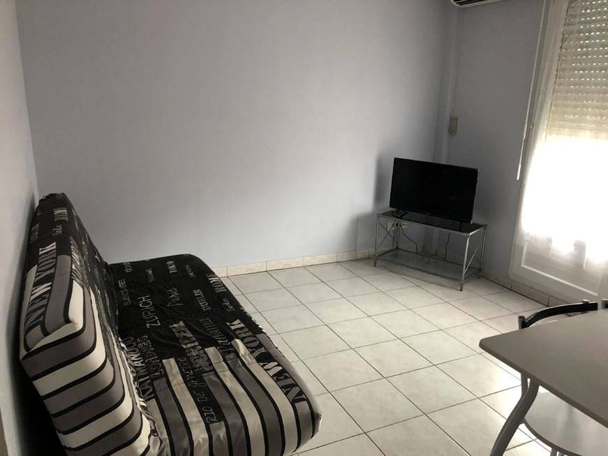 Studio Apartment in Salon-de-Provence, Côte méditerranéenne (France)