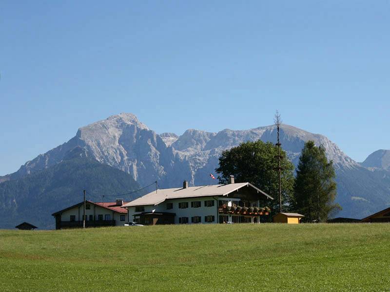 Pension Loiplstüberl - Doppelzimmer mit Balkon/Terrasse Du/Wc Nr.1,2,7,10,11 in Bischofswiesen, Berchtesgadener Alpen
