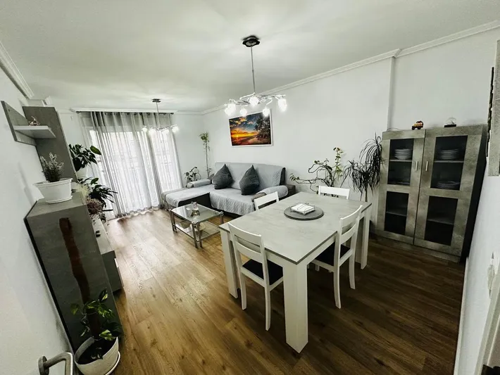 Apartamento de vacaciones para 6 personas, con vistas y balcón - 1
