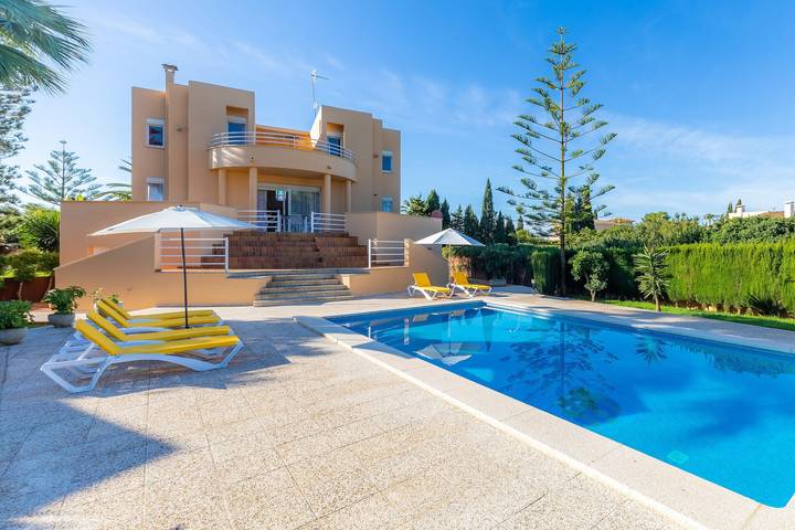 Ferienhaus für 8 Personen, mit Balkon und Garten in Sant Llorenç des Cardassar