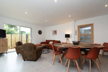 Maison De Vacances pour 8 Personnes dans Arzon, Baie de Quiberon, Photo 1