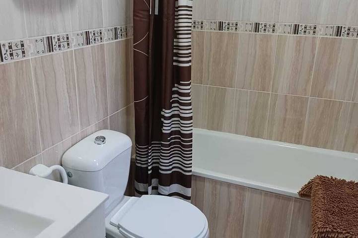 Villa pour 5 personnes, avec piscine et balcon à Rojales - 4