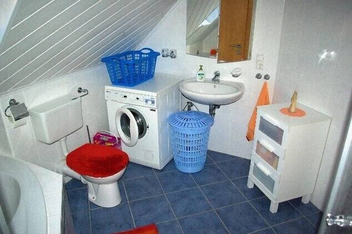 Ganze Wohnung, Schöne Ferienwohnung im Herzen Ostfrieslands in der Nähe der Nordsee in Uplengen, Landkreis Leer