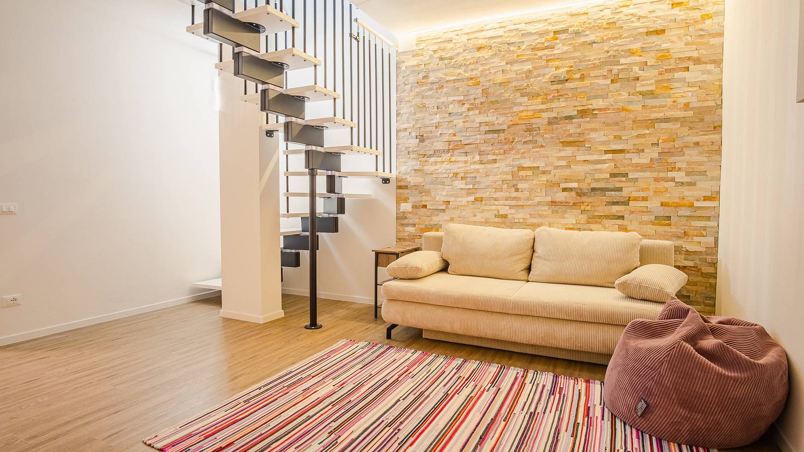 Ganze Wohnung, Ferienwohnung für 5 Personen mit Garten in Padenghe sul Garda, Gardasee-Berge