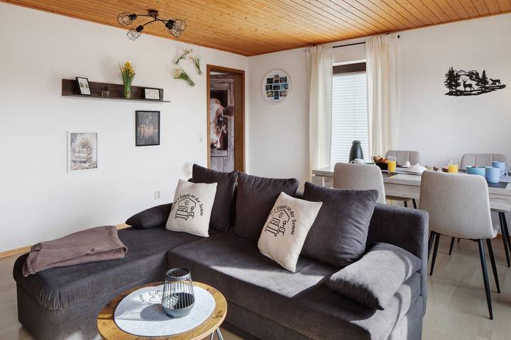 Ferienwohnung für 4 Personen, mit Garten und Seeblick - 1