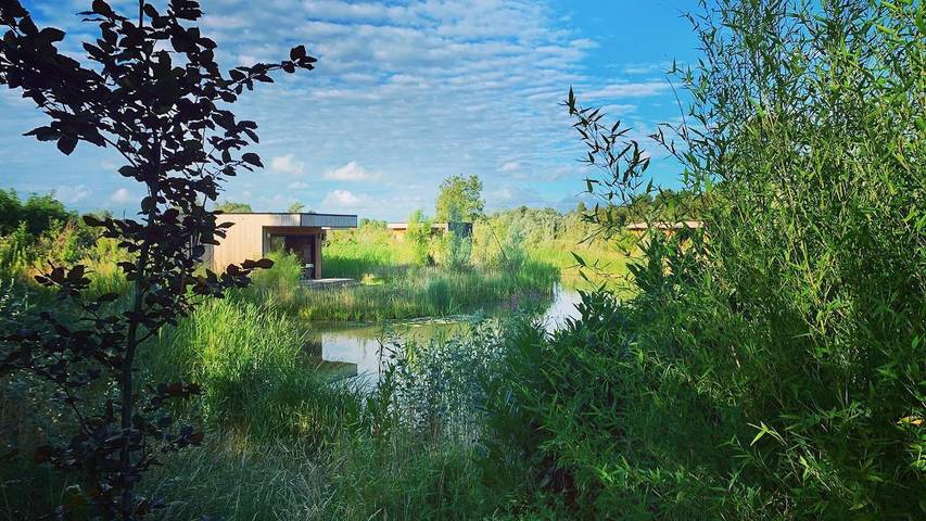 Chambre d’hôte pour 2 personnes, avec vue sur le lac et jardin à Saint-Quentin-en-Tourmont