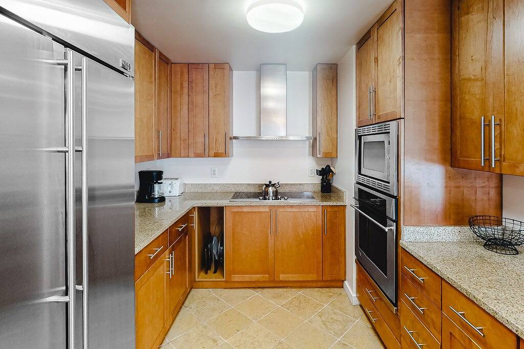 Ganze Wohnung, Ocean-view penthouse with balconies, pool, foosball, & gym in Sandbridge Beach, Sandbridge