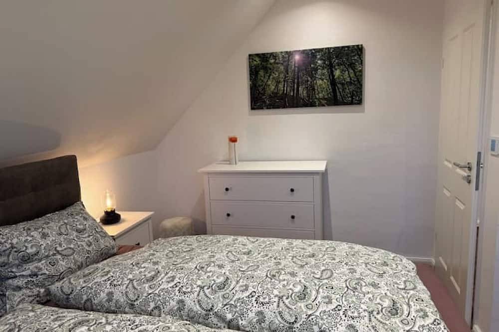 Ganze Wohnung, Gemütliche & Nachhaltige Ferienwohnung im Herzen von Rastede in Rastede, Ammerland