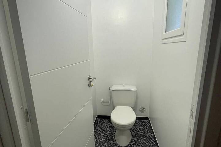 Entire apartment, Le Serre 2 - Apartment in a detached house in the mountains in Belvédère, Nice region