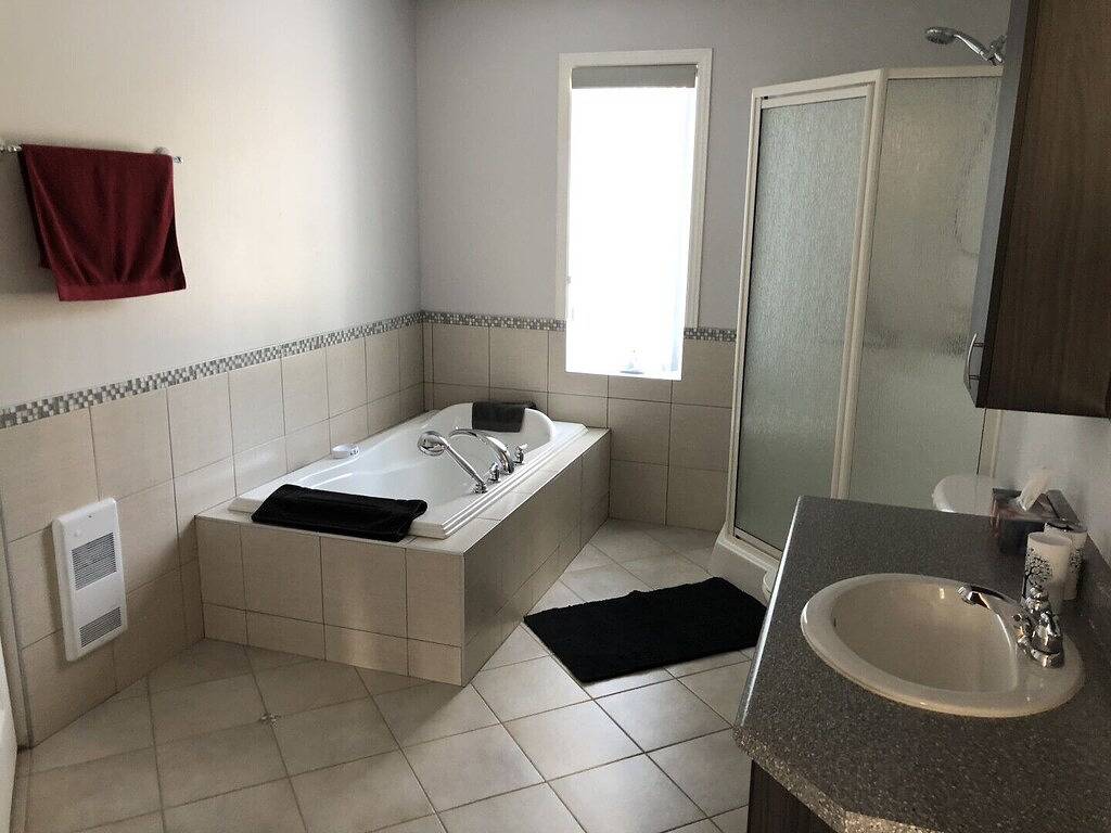 Bienvenue au Chalet de Claude .. in Saguenay–Lac-Saint-Jean