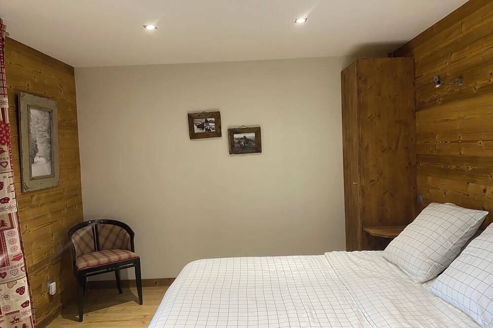 Ganze Wohnung, Saisonvermietung unabhängige Wohnung in Ferienhaus mit Seeblick in Gérardmer, Regionaler Naturpark Belchen der Vogesen