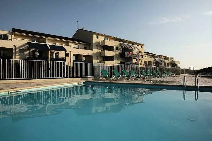 Gîte pour 3 personnes, avec Piscine dans Lacanau Ocean - 2