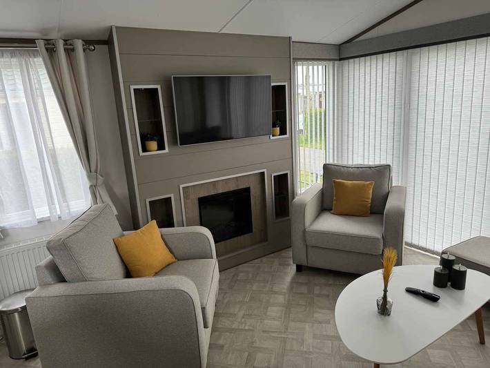 Ferienpark für 4 Personen, mit Garten und Kinderpool sowie Seeblick in Belgien - 2