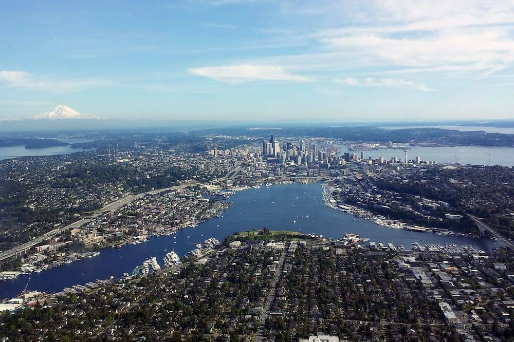 Apartamento entero, Hill Top Flat con Wifi, estacionamiento y A / C in Seattle, King County