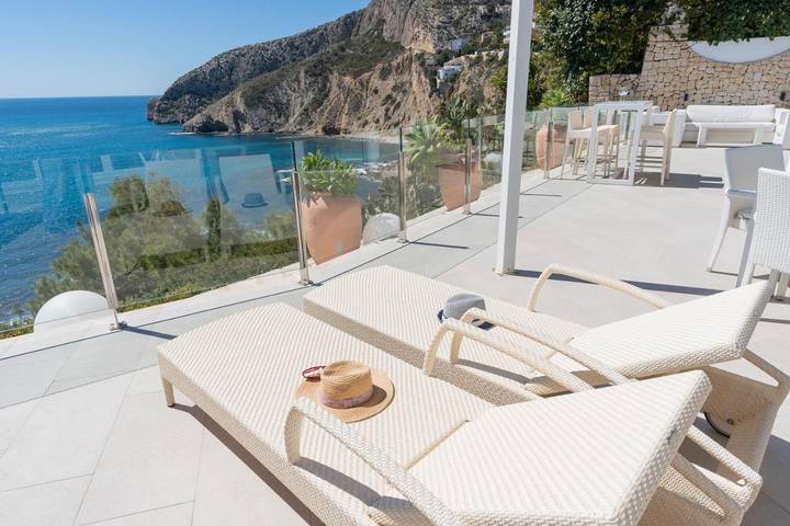 Chalet para 4 personas, con vistas además de jardín y piscina, Se admiten mascotas - 1