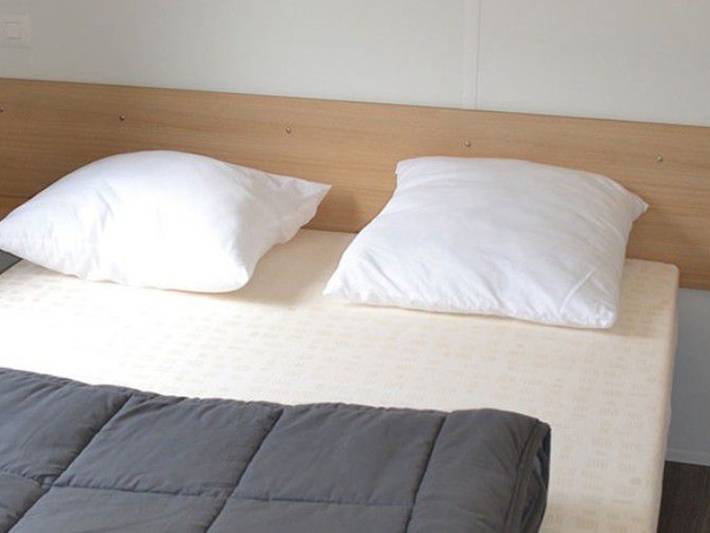 Mobil home pour 8 personnes, avec terrasse et piscine à Puy-l'Évêque - 4