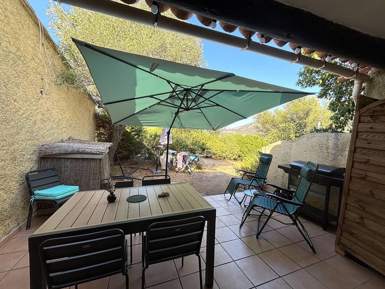 Apartamento entero, Le Cocody - Appt avec terrasse, proche de la plage in Sant Ambroggio, Lumio