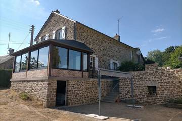 Gîte pour 11 personnes, avec terrasse et jardin à Saint-Mars-sur-Colmont
