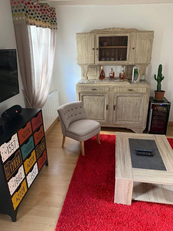 Gîte pour 4 personnes, avec terrasse à Cherbonnières - 2