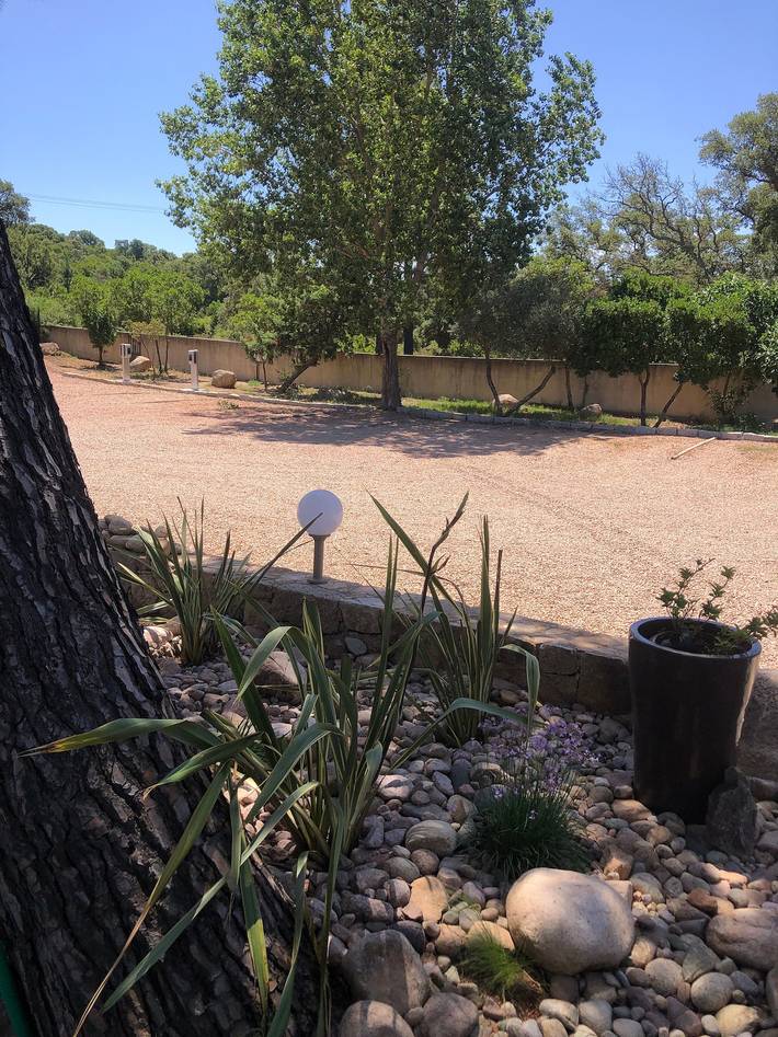 Villa pour 2 personnes, avec terrasse ainsi que vue et jardin en Corse-du-Sud - 3