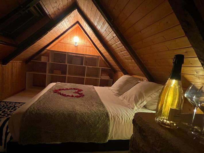 Location de vacances pour 2 personnes, avec terrasse et jardin à Salles-la-Source - 3