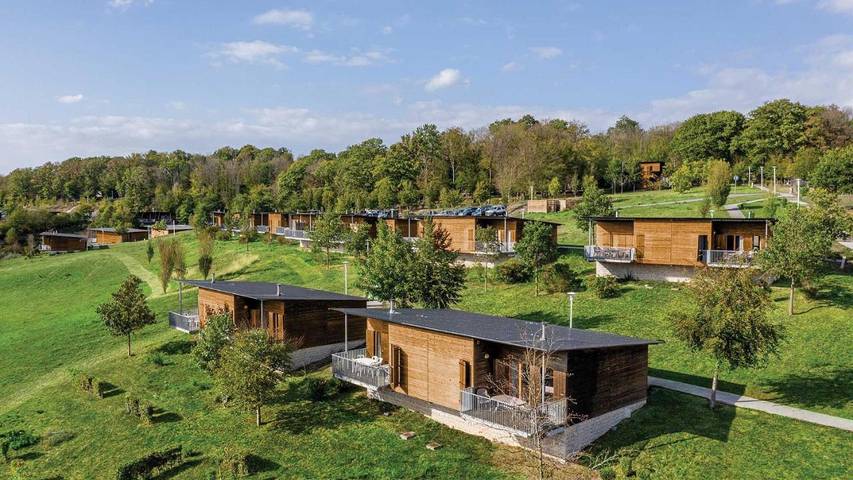 Parc de vacances pour 2 personnes, avec terrasse, animaux acceptés dans Lac du Val-Joly - 2