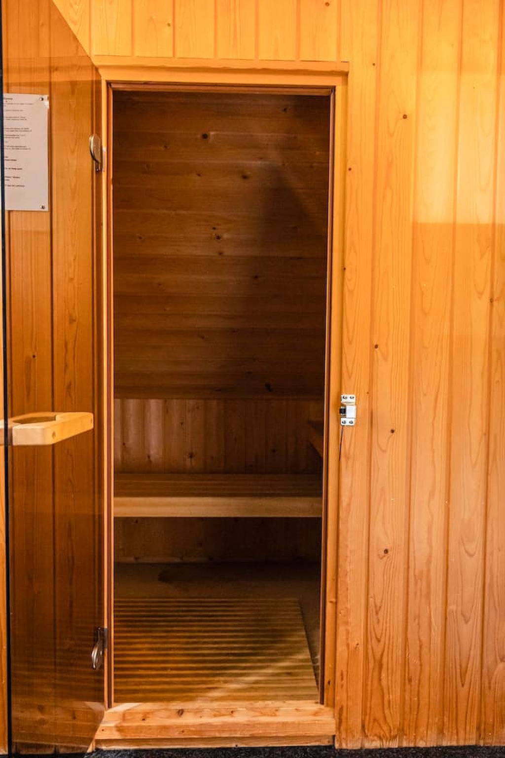 Ferienhaus für 6 Personen mit Balkon/Terrasse in Betuwe