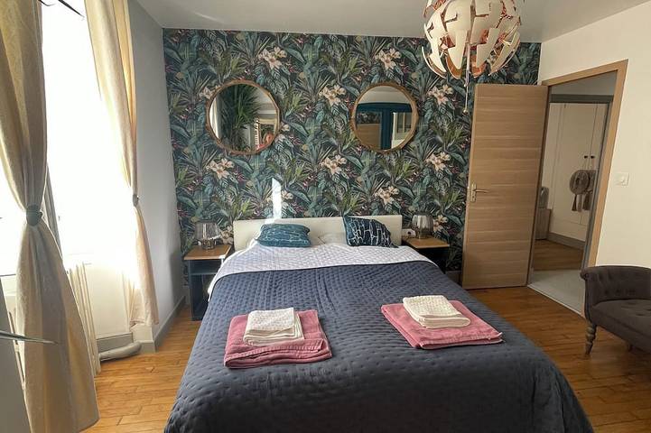 Appartement entier, Appartement moderne centre ville médiéval in Semur-en-Auxois, Région de Montbard