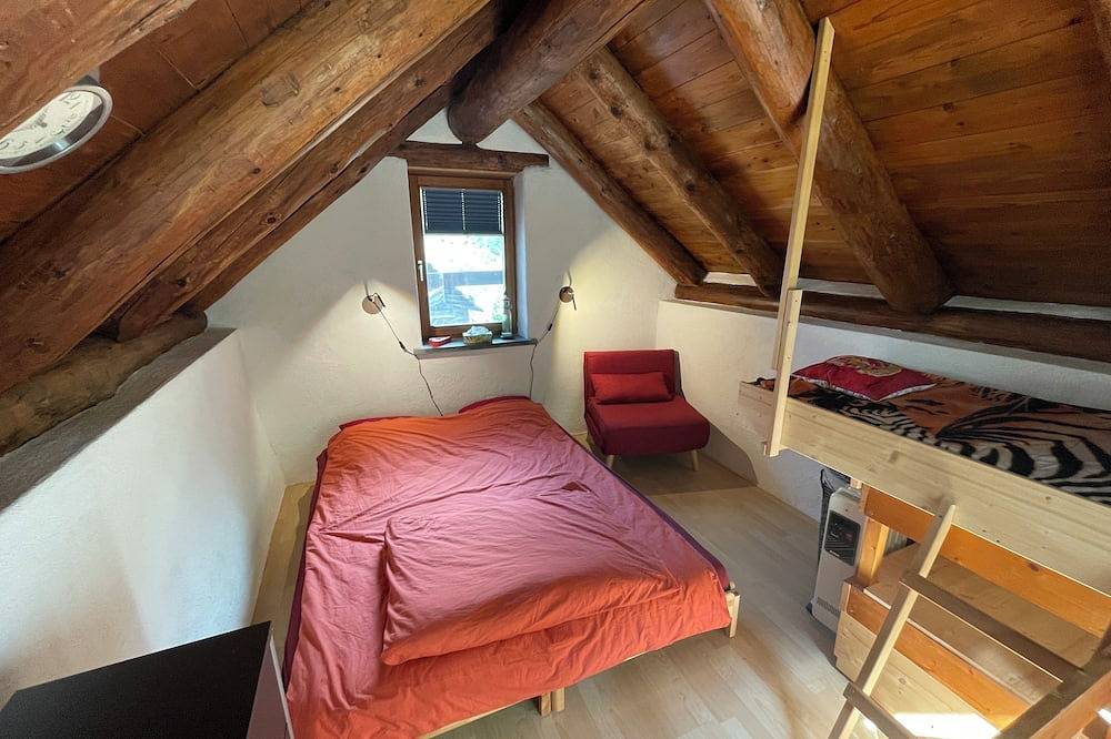 Schönes Rustico Eingangs Verzascatal für 2 P. Ruhig, zentral - keine Haustiere in Gordola, Tessiner Alpen