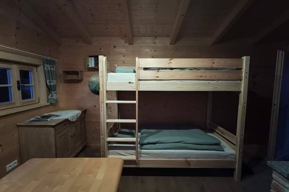 Ganze Wohnung, Gemütliche Blockhütte auf dem Bauernhof in Rötz, Ostbayern