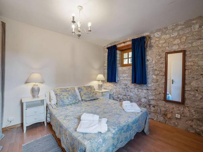 Location de vacances pour 4 personnes, avec jardin et sauna ainsi que piscine et terrasse à Touffailles - 4