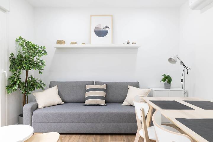 Ganze Wohnung, Apartment Aurora mit Bergblick, Gemeinschaftsgarten und Klimaanlage in San Cosme de Outeiro, Outes