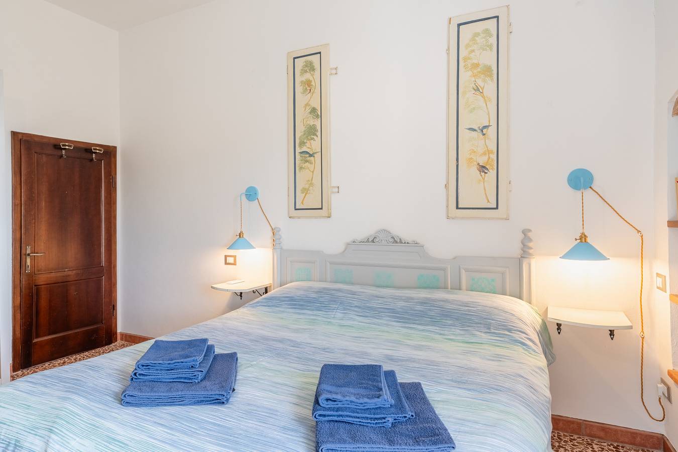 Room 'Noemi' with Mountain View, Wi-Fi and Air Conditioning in Lamporecchio, Pistoia Province