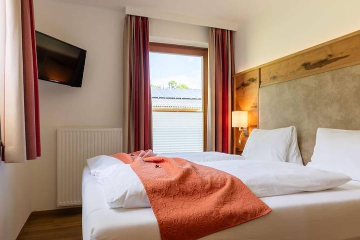 B&B für 4 Personen, mit Garten und Terrasse sowie Sauna in Ramsau am Dachstein - 2