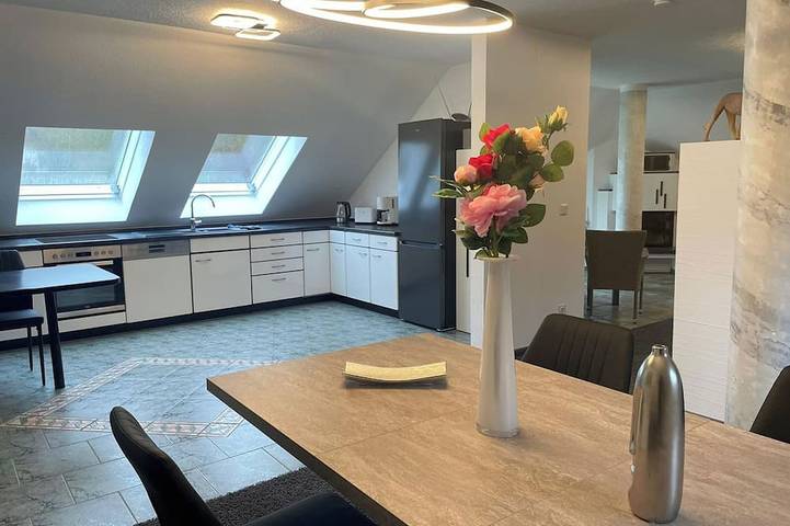 Ferienwohnung für 6 Personen, mit Balkon und Sauna sowie Whirlpool und Pool in Nahetal-Waldau