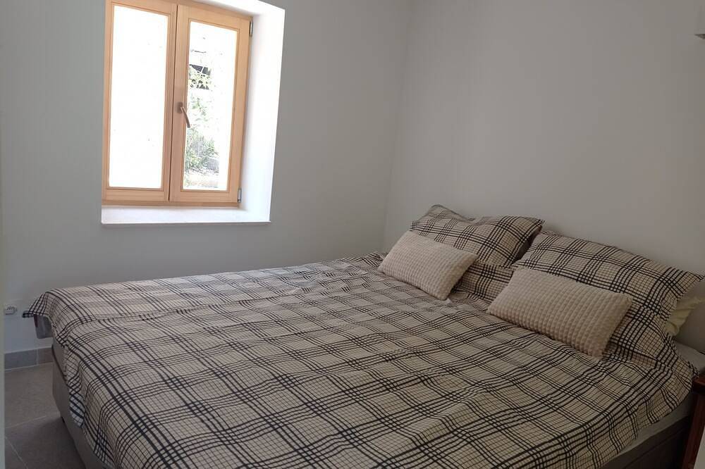 Ganze Wohnung, 1-Zimmer-Ferienwohnung mit Klima Pitve, Hvar in Pitve, Hvar