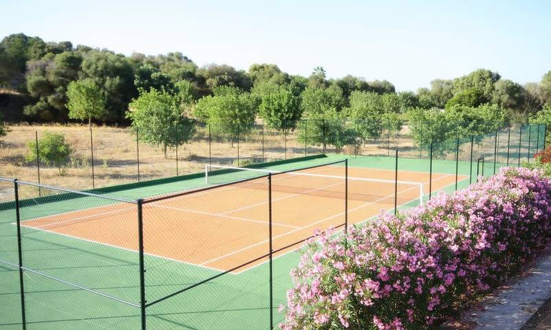 Finca für 12 Personen, mit Garten und Pool, kinderfreundlich in Petra (Mallorca) - 2