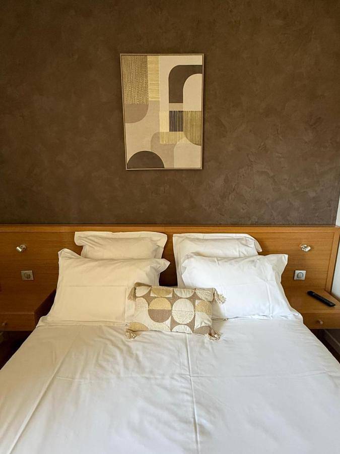 Gîte pour 3 personnes, avec piscine et jardin, animaux acceptés à Pérouges - 3