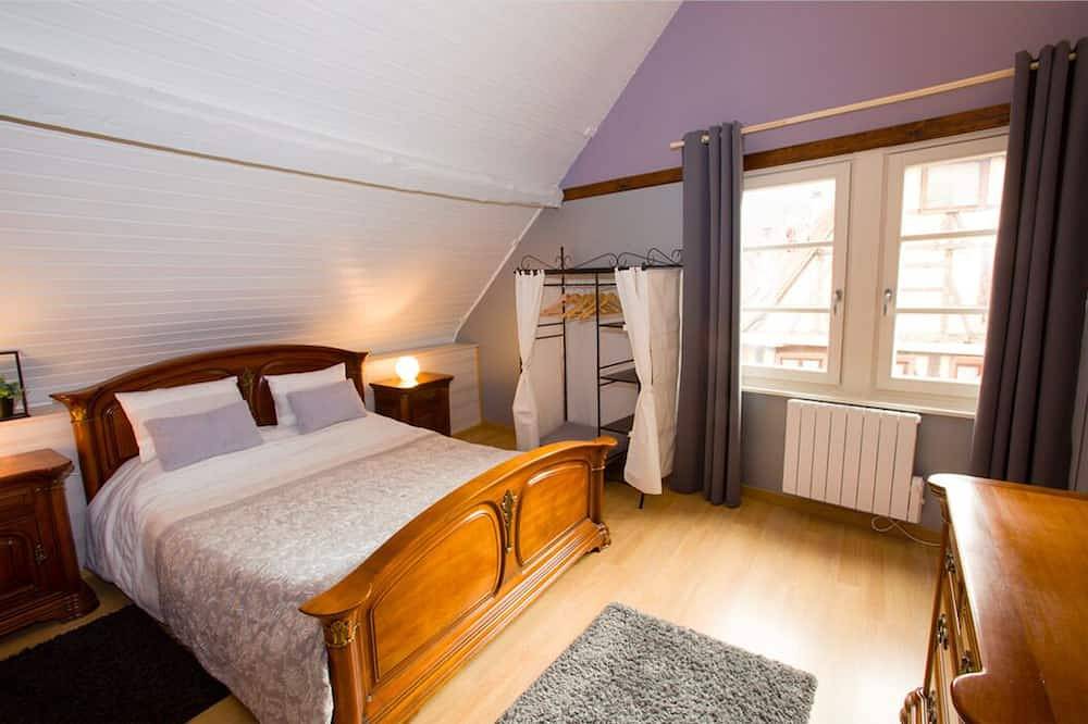 Ganze Wohnung, Les Tournesols **, 2-bedroom 2-bathroom apartment in the historic heart of Kaysersberg in Kaysersberg, Regionaler Naturpark Belchen der Vogesen