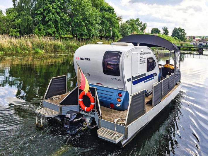 Hausboot für 3 Personen, mit Haustier in Mecklenburgische Seenplatte