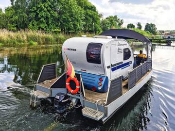 Hausboot für 3 Personen, mit Haustier in Mecklenburgische Seenplatte