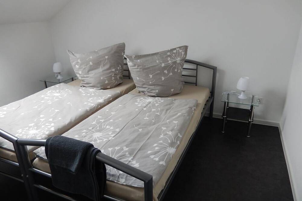 Ganze Wohnung, Ferienwohnung Nr. 7 - Haus Stadler in Irsch, Landkreis Trier-Saarburg