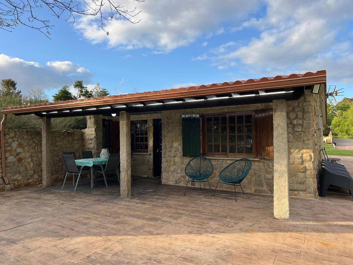 Three-Bedroom House in Praia do Tronco (Rianxo), Rianjo