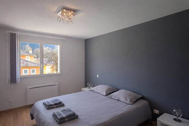 Gîte pour 8 personnes, avec jacuzzi et balcon à Veynes - 3
