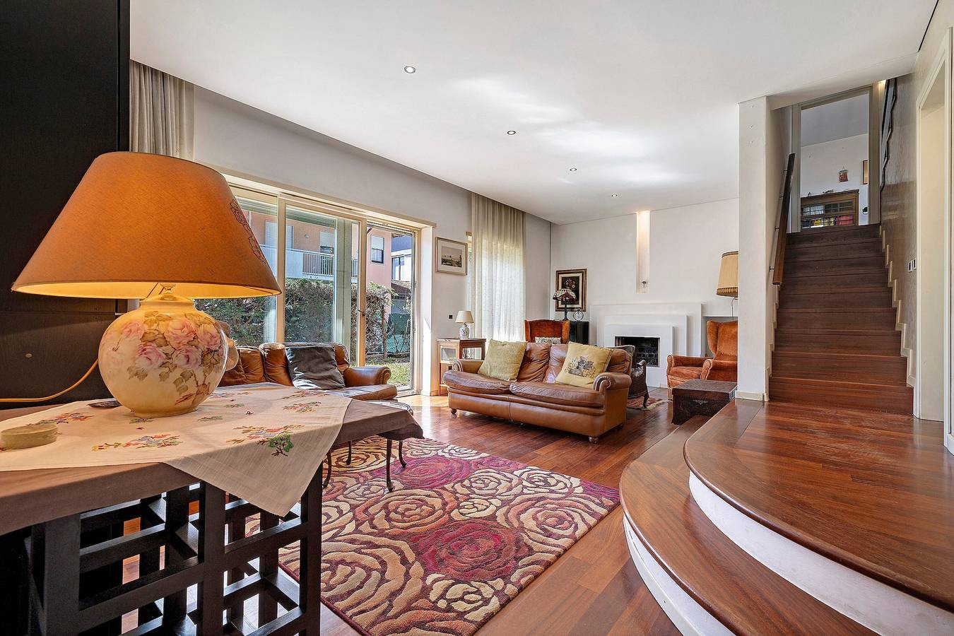 Villa Ottaviano: elegante villa con giardino privato e relax a due passi dal Lago di Garda in Arco, Prealpi Gardesane