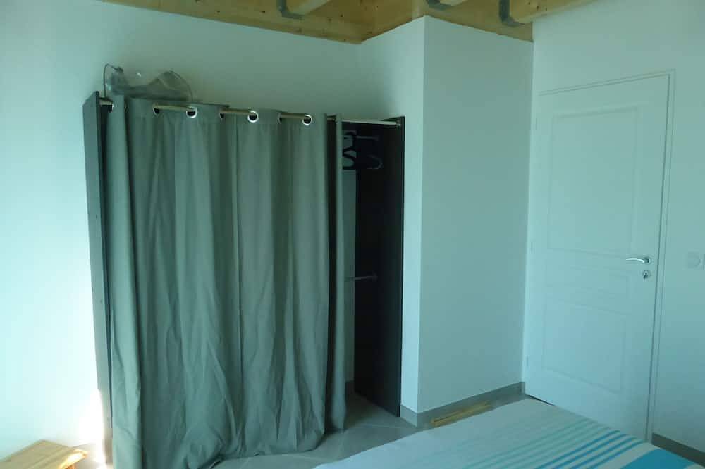 Alojamiento Casa 2 Sra Condiciono Versennes de gran tranquilidad in Saintes, Saintes region
