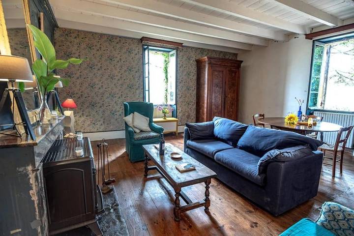 Location de vacances pour 11 personnes, avec jardin et vue, animaux acceptés à Eynesse