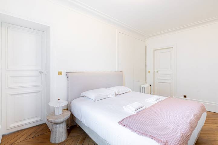 Hel lejlighed, GuestReady - Charming Retreat in the 11th Arr. in Paris, Île-de-France