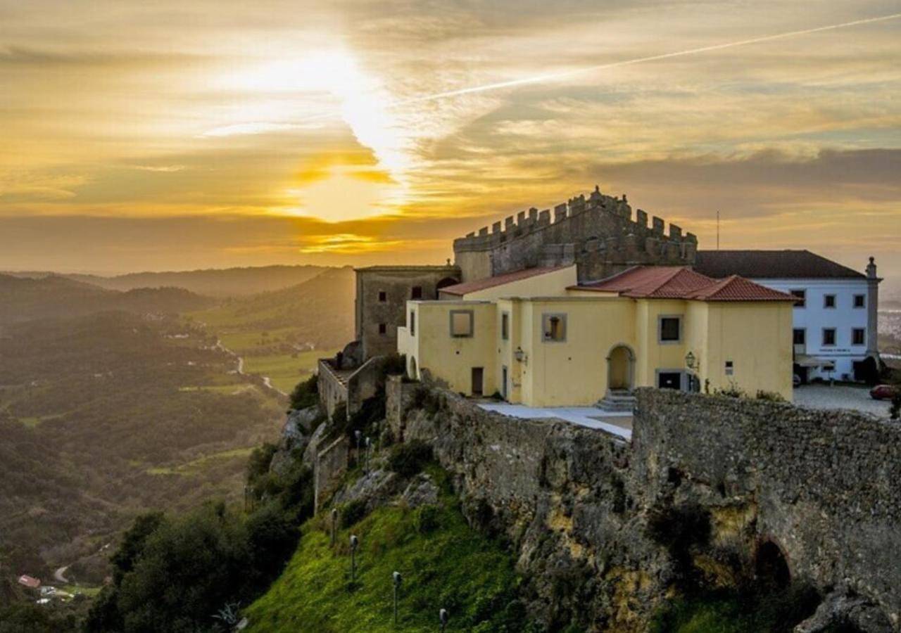 Apartamento inteiro, Charming Palmela Retreat near Arrábida&Castle in Palmela, Parque Natural da Arrábida